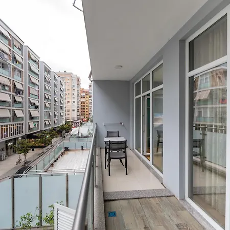 K&m Appartamento Tirana